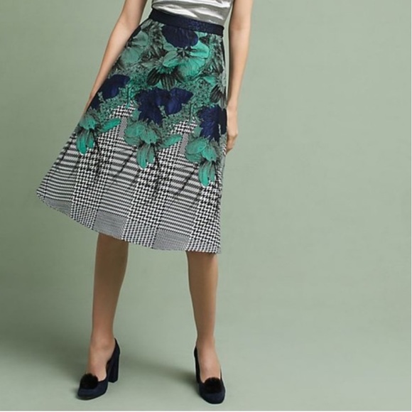 Anthropologie Dresses & Skirts - Anthropologie Eva Franco Floral Jacquard Skirt - Size 8